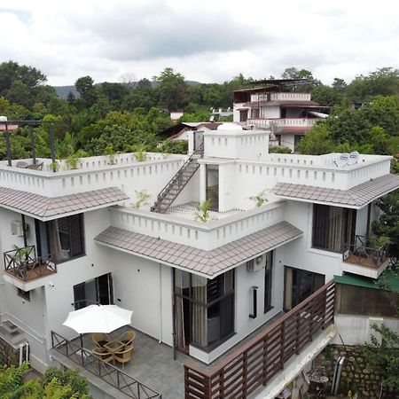 Villa Sierra Sky - Exquisite Elegant 4 Bedroom Villa 데라둔 외부 사진
