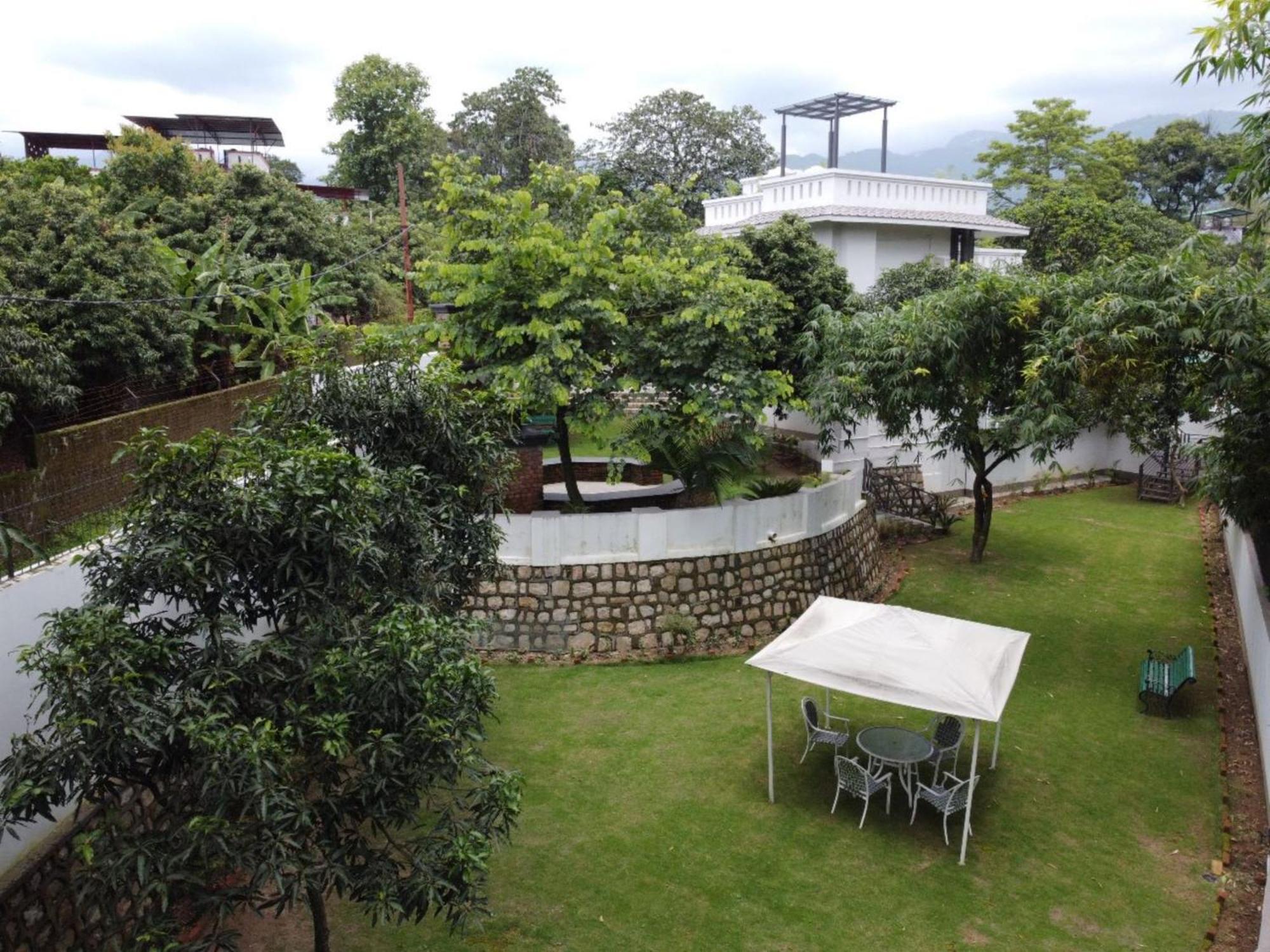 Villa Sierra Sky - Exquisite Elegant 4 Bedroom Villa 데라둔 외부 사진
